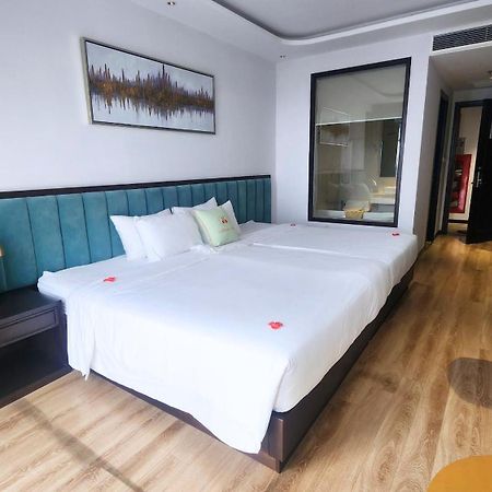 Cordial Grand Hotel Da Nang Beach - Infinity Rooftop Pool Экстерьер фото