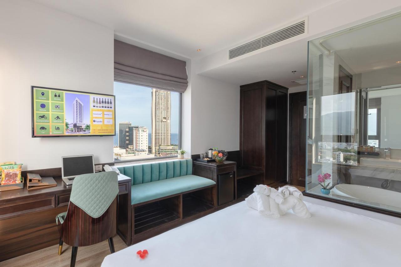 Cordial Grand Hotel Da Nang Beach - Infinity Rooftop Pool Экстерьер фото