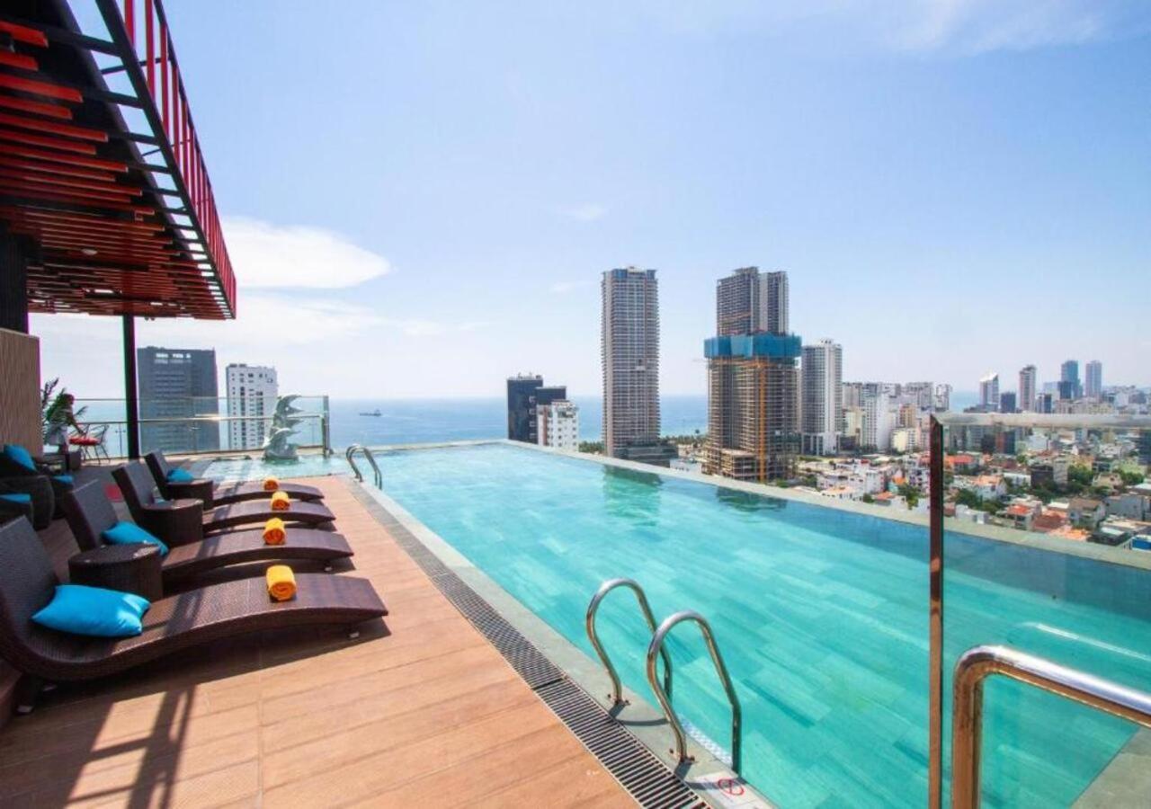Cordial Grand Hotel Da Nang Beach - Infinity Rooftop Pool Экстерьер фото